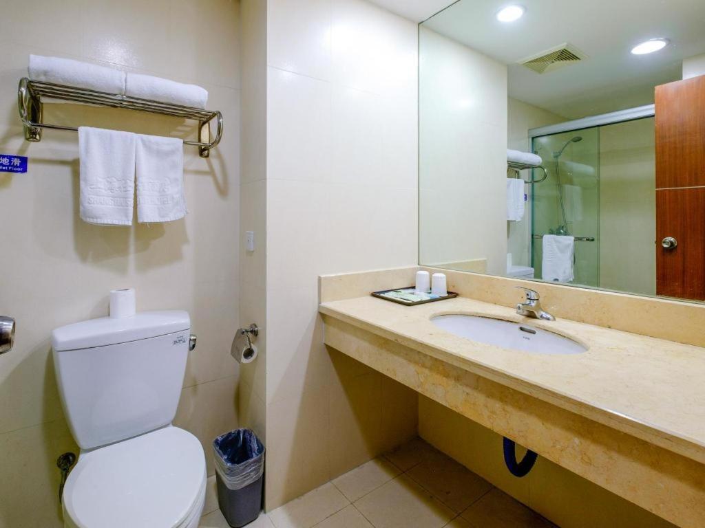 Shijia Inn On The Bund Шанхай Екстериор снимка