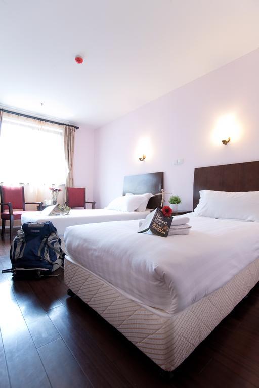 Shijia Inn On The Bund Шанхай Екстериор снимка